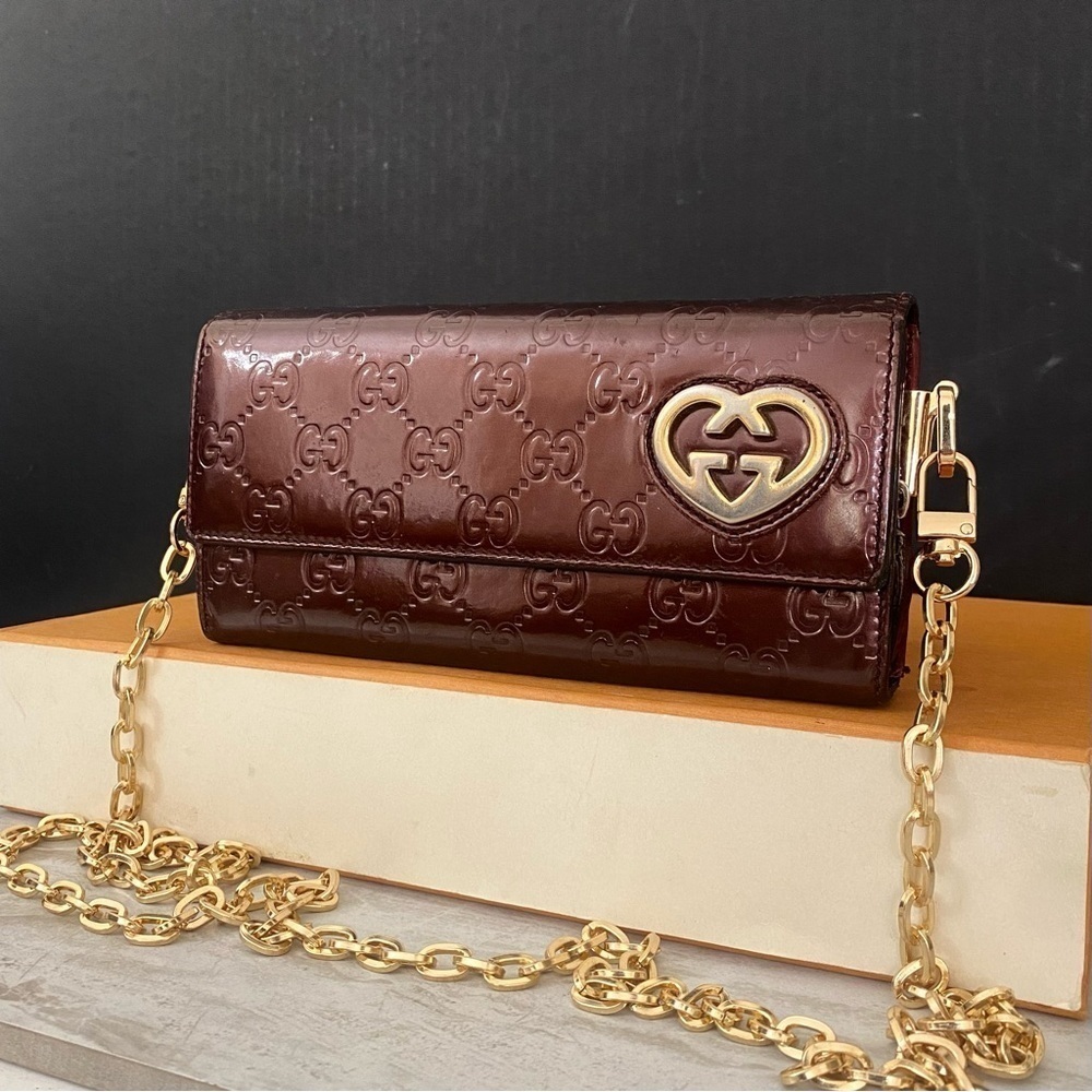 GUCCI GG Heart Patent Leather Wallet to Crossbody Bag 💼